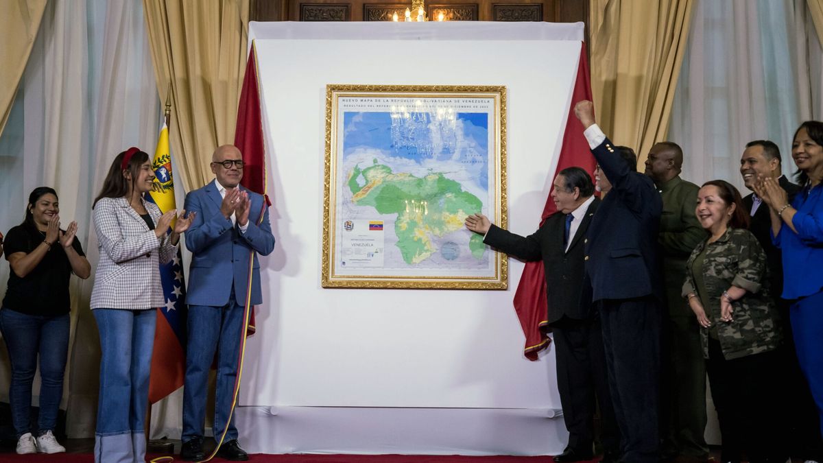 Maduro anuncia oficialmente sus seis decretos para anexar el Esequibo al mapa político de Venezuela