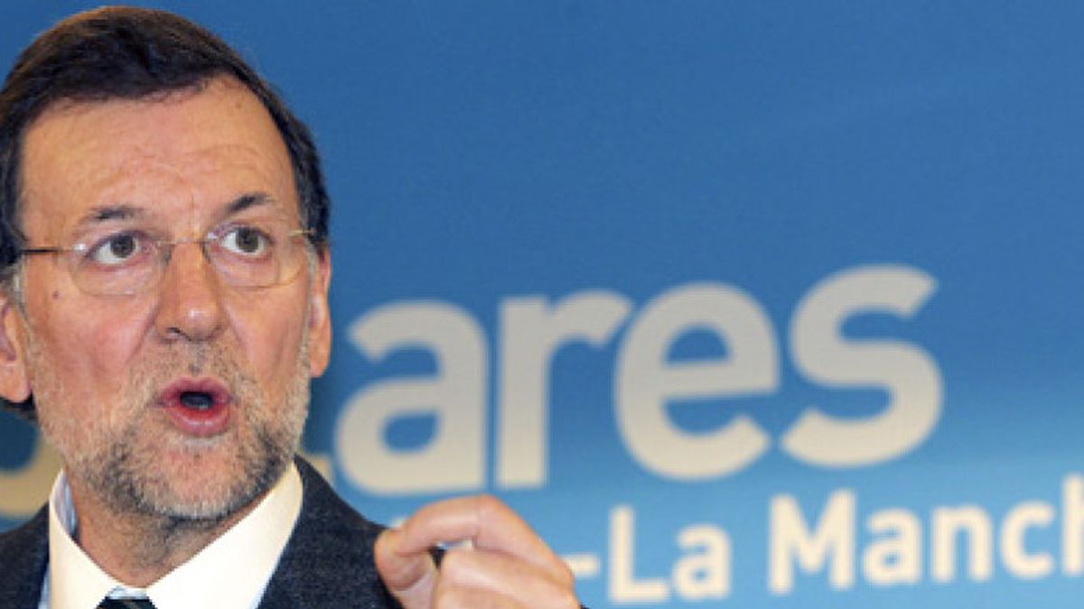 Rajoy afirma que necesitará dos años para "arreglar" la economía española
