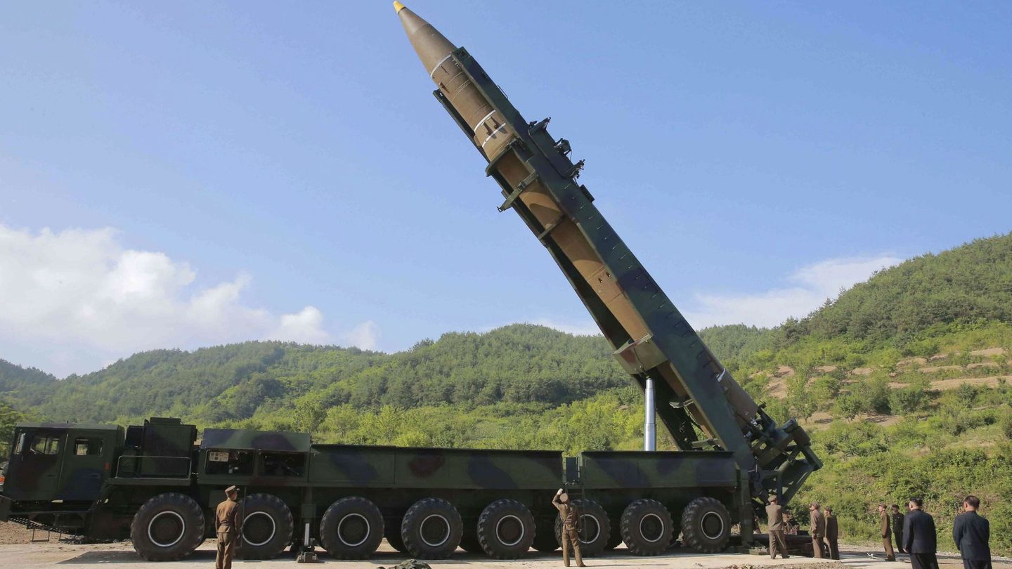 Uno de los últimos misiles balísticos de Corea del Norte. (Efe)