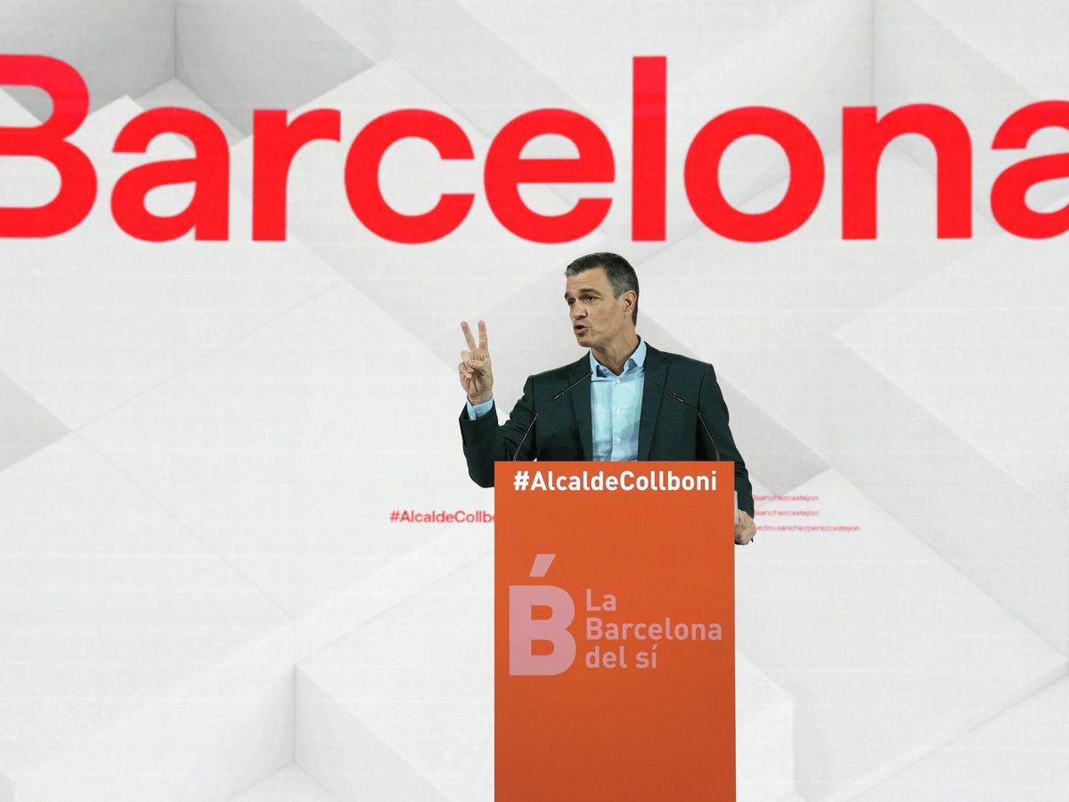 Foto: El presidente del Gobierno, Pedro Sánchez, durante el discurso realizado en el mitin del PSC celebrado en Barcelona. (EFE/Alejandro García)