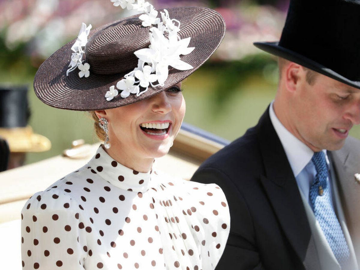 Kate Middleton, radiante, calca un look de Lady Di en Ascot