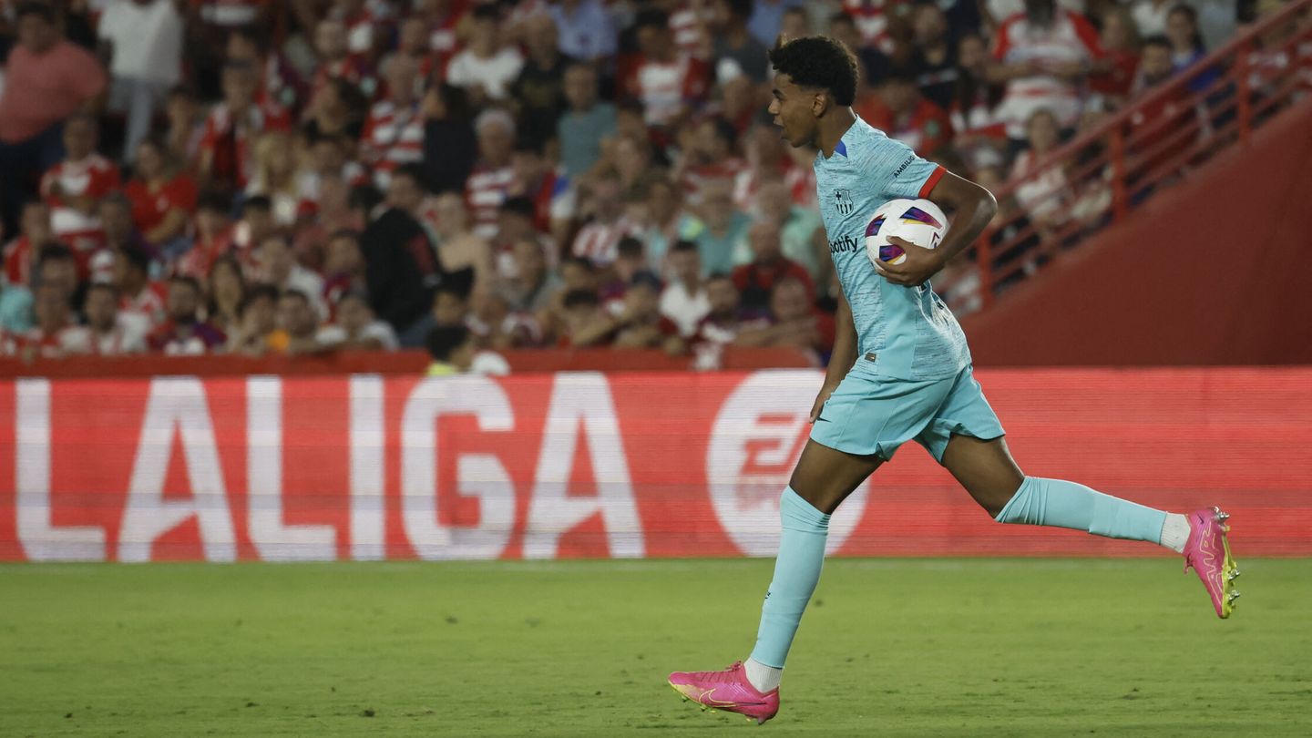 Yamal marcó un gol histórico. (Reuters/Jon Nazca)