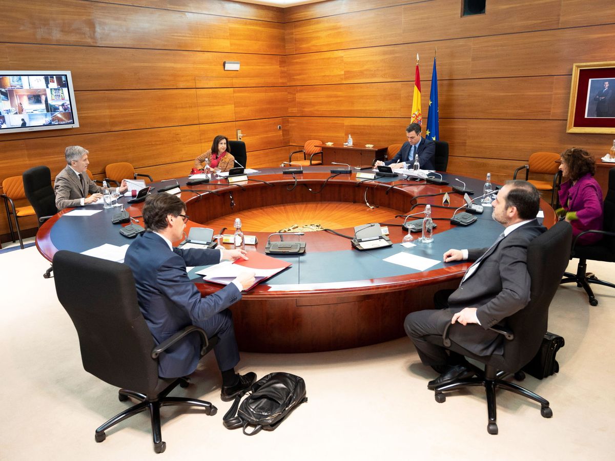 Foto: Reunión del Consejo de Ministros, este martes. (Reuters)