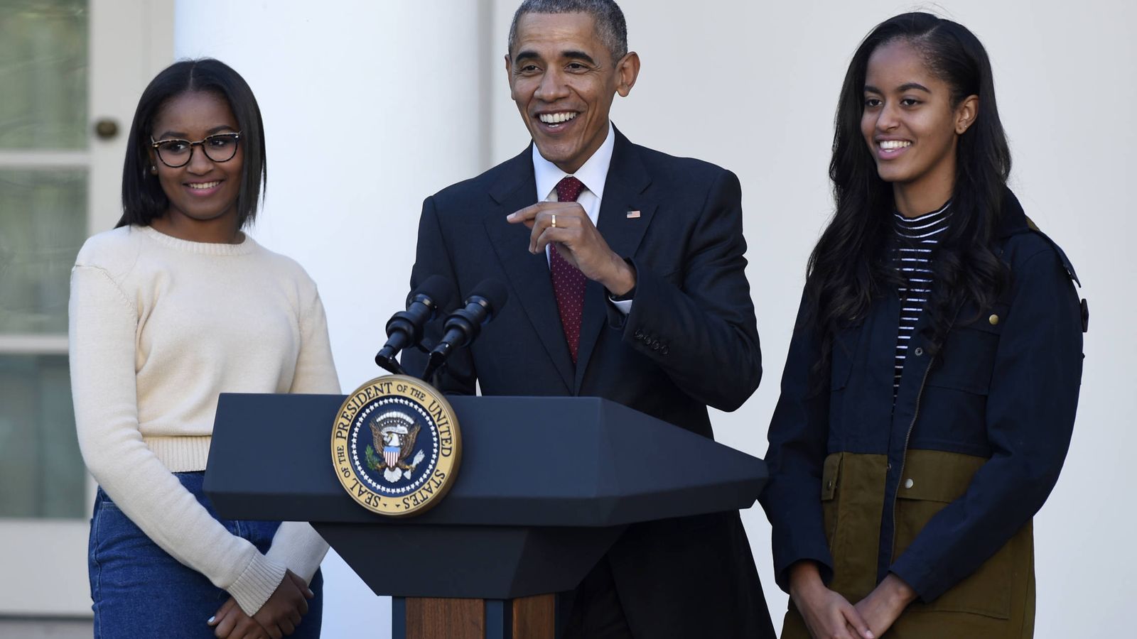 Foto: Obama y sus hijas en una imagen de archivo (Gtres)