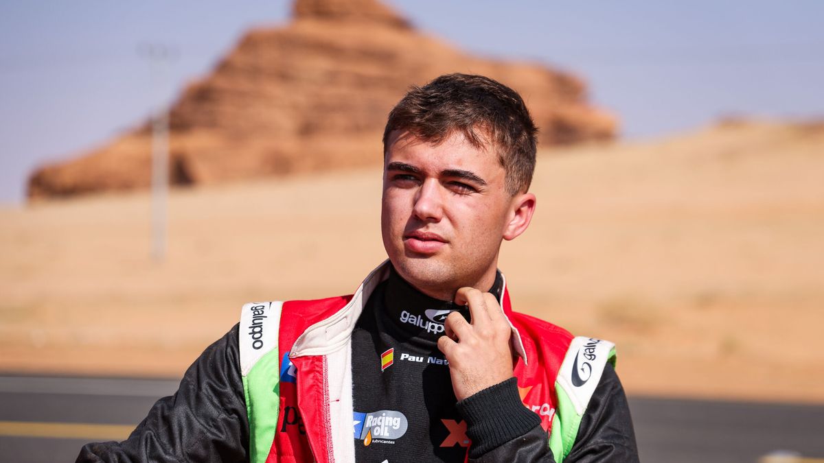 El español Pau Navarro se retira a sus 19 años del Dakar tras sufrir una fractura de escafoides 