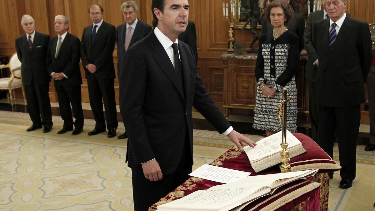 Rajoy no ha asignado aún las funciones de José Manuel Soria a otro ministerio