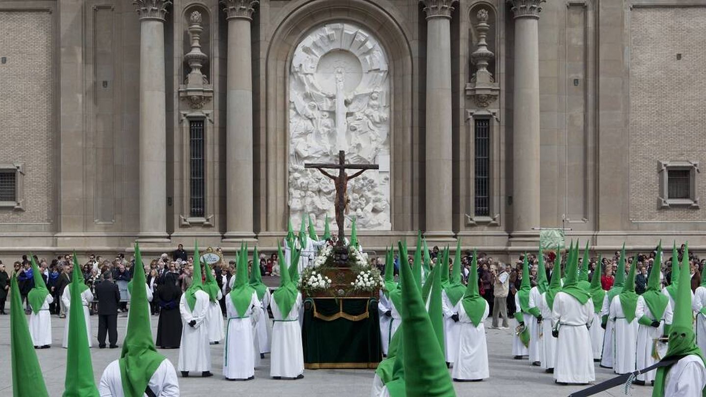 Proceso de Semana Santa en Zaragoza. (Foto: cortesía).