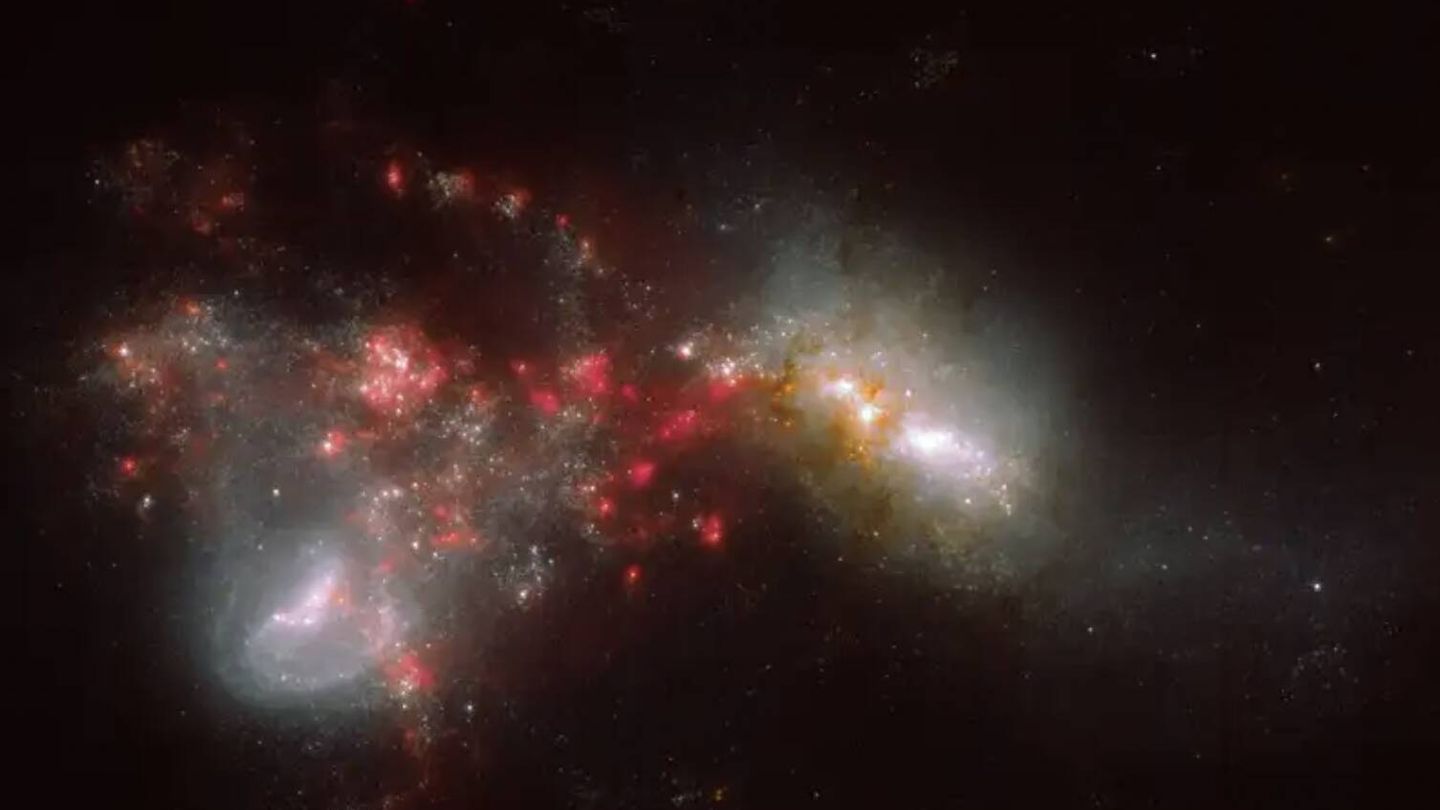 Una nueva imagen del Hubble muestra una colisión de dos galaxias.