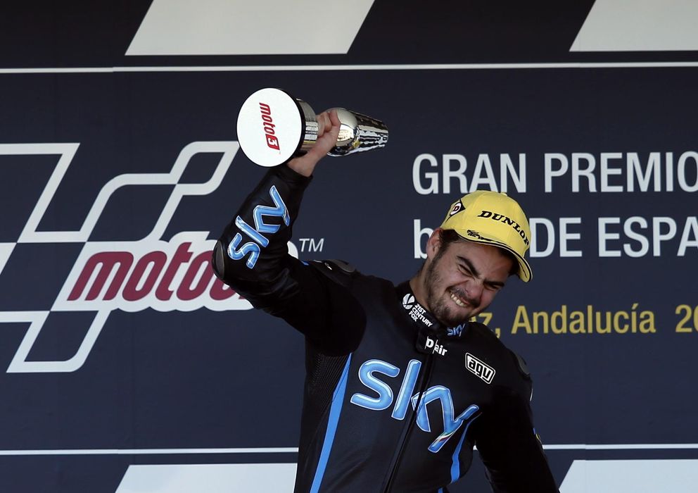 Foto: Romano Fenati celebra su segunda victoria consecutiva de la temporada (Reuters).