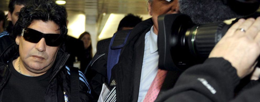Foto: Maradona, sancionado con dos meses de suspensión