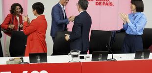 Post de El PSOE se encomienda al debate interno en ERC y al 'frío' de la oposición para que voten a Illa