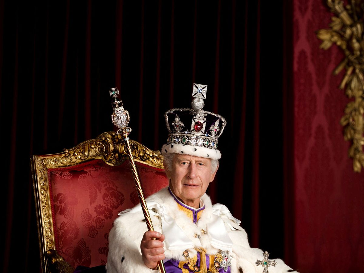 Foto: Carlos III. (Royal Household 2023/vía Reuters/Hugo Burnand)