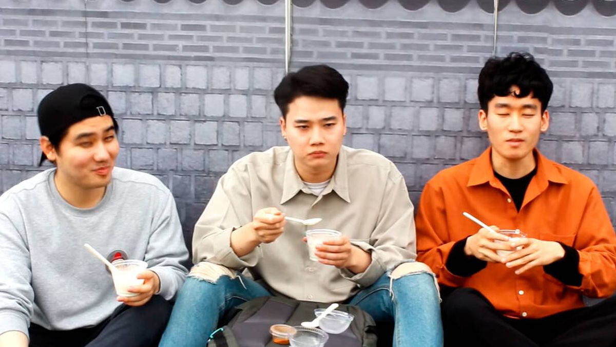 El curioso vídeo viral de tres coreanos probando el arroz con leche