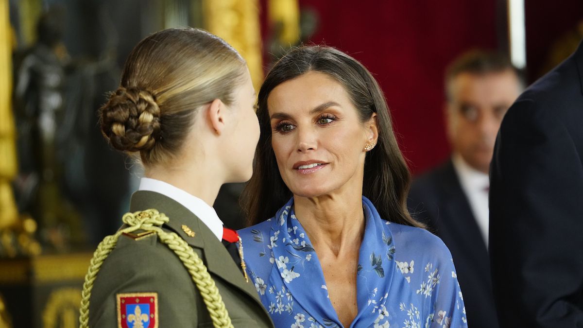 Todo lo que no se vio de la recepción en el Palacio Real: las confidencias de Leonor y Letizia y las risas de la Reina