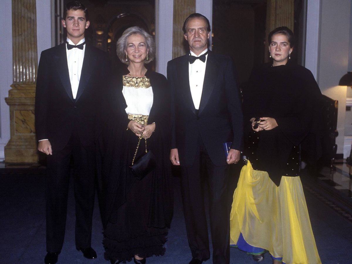 Foto: El príncipe Felipe, la reina Sofía, don Juan Carlos y la infanta Elena.(Cordon Press)