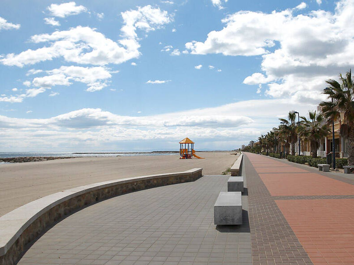 Foto: La playa de Puçol, en la provincia de Valencia. (Turismo Puçol)