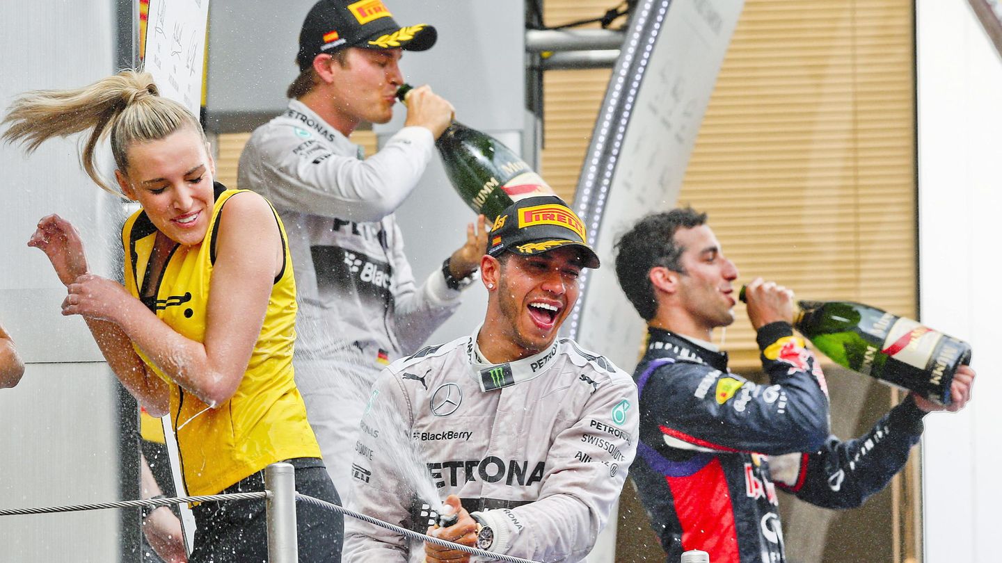 Rosbeg, en el podio del Gran Premio de España. (EFE)