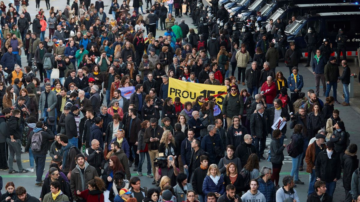 Los CDR toman el peso de la huelga para intentar paralizar Cataluña por el juicio