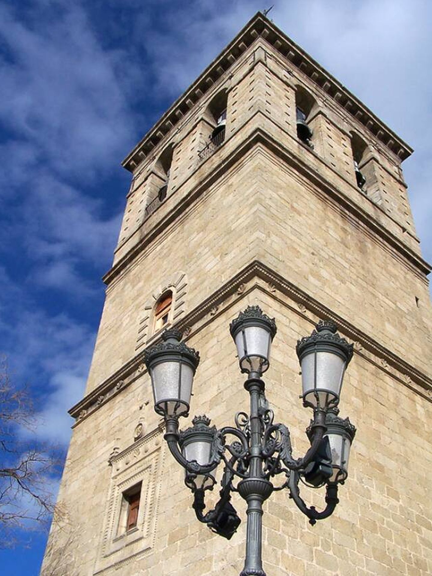 Torre de la Iglesia de Santiago Apóstol. (Ayuntamiento de Villa del Prado)