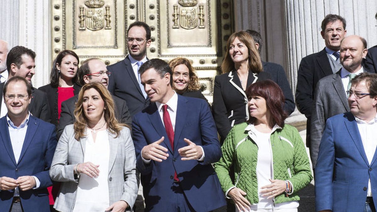 El juego de los 'barones' del PSOE