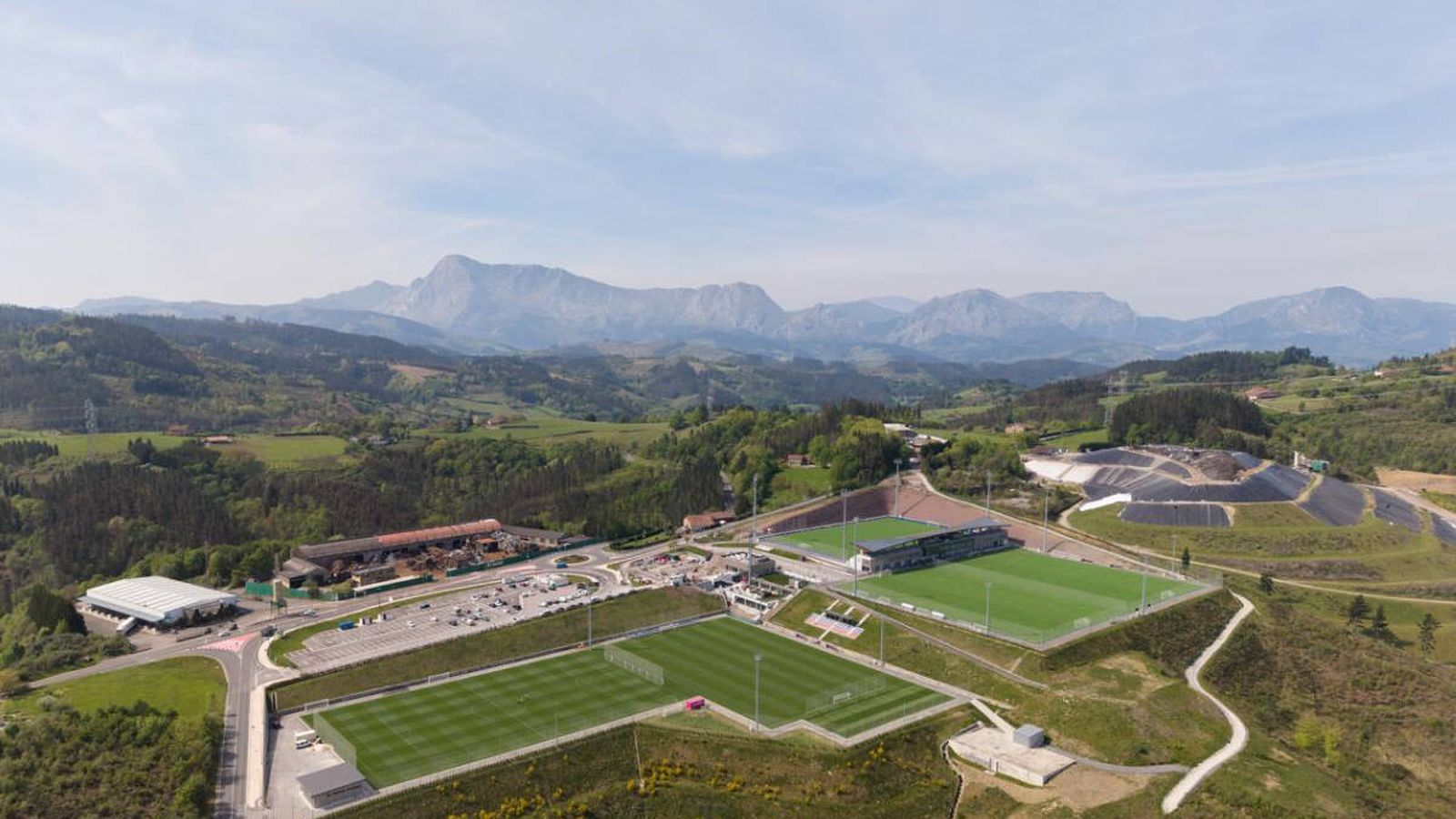 De estadios a activos financieros: las reformas de los clubes españoles para generar ingresos los 365 días del año