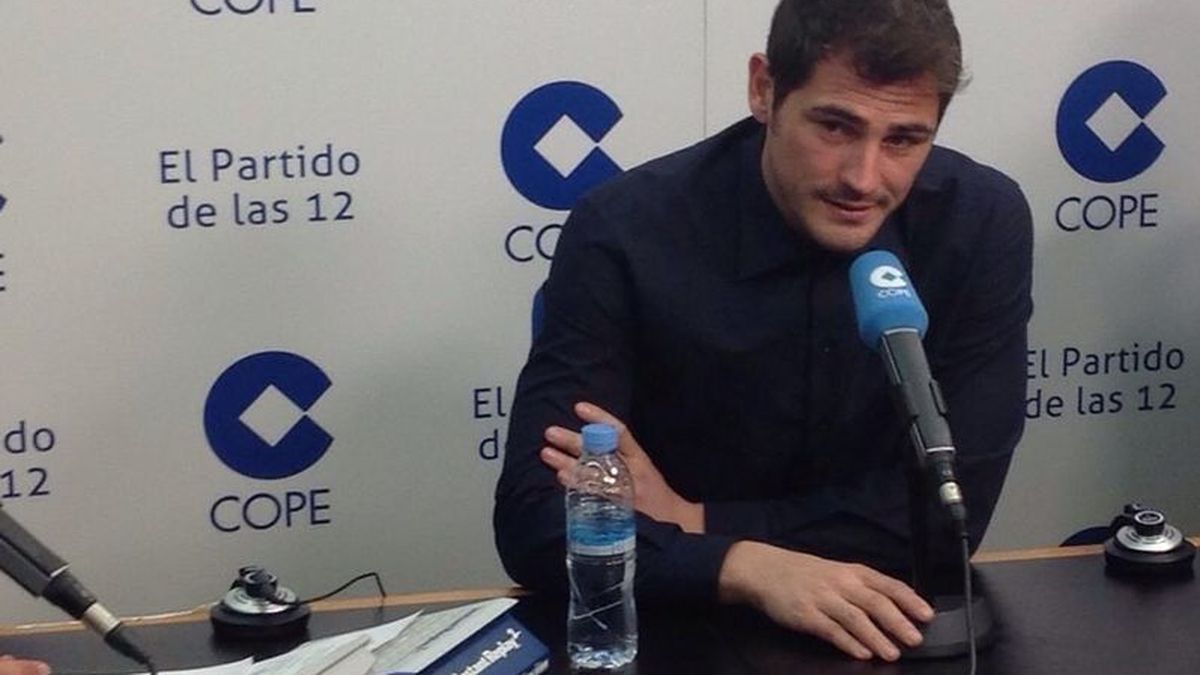 Casillas: "No es fácil para Sara Carbonero ser periodista y mi novia. Nos ha costado"