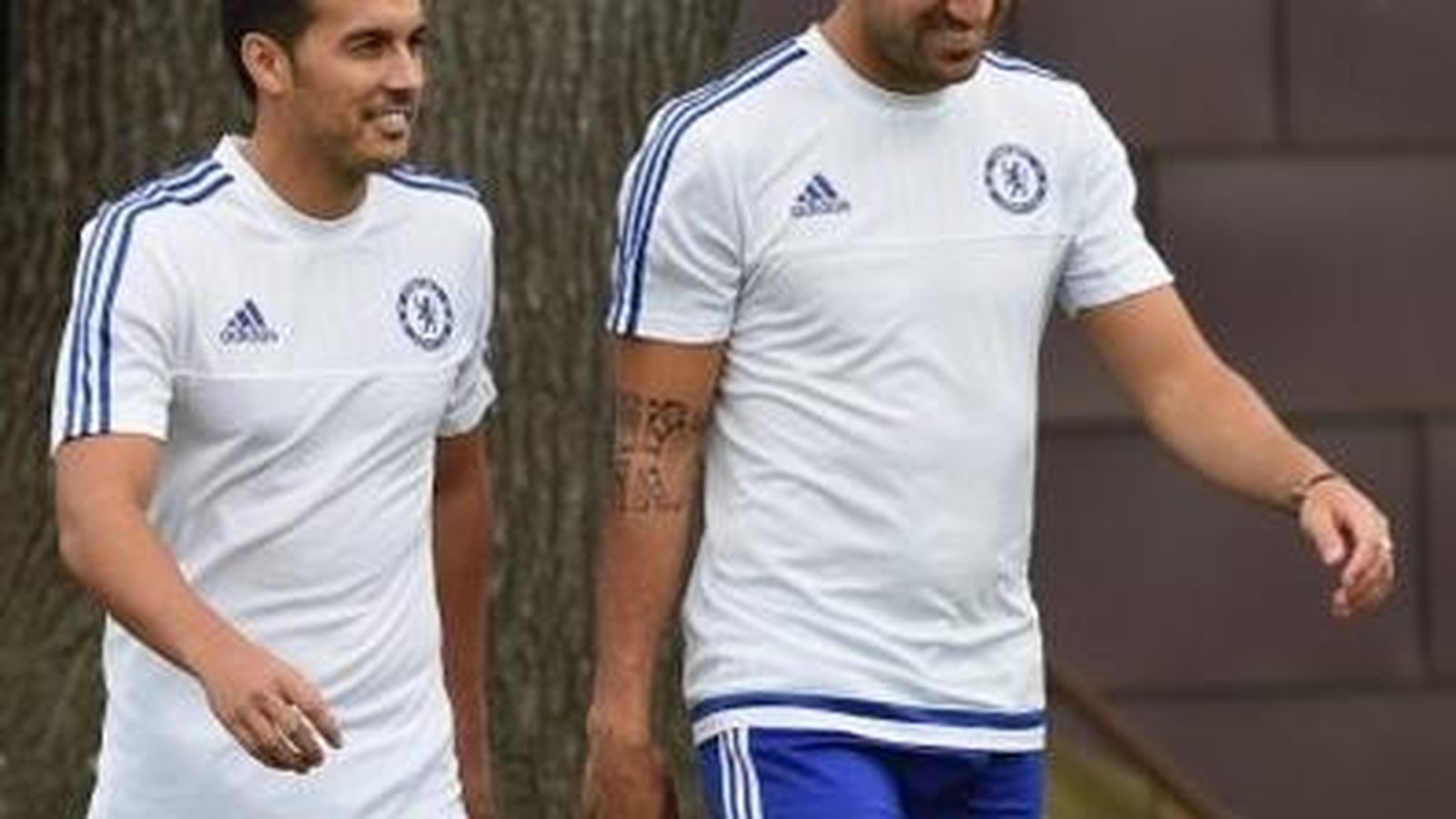 Foto: Pedro junto a Fàbregas en su primer entrenamiento con el Chelsea (Chelsea).