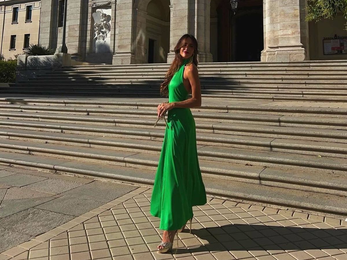 Foto: Rocío Osorno con un vestido de Zara ideal para invitadas. (Instagram/@rocio0sorno)