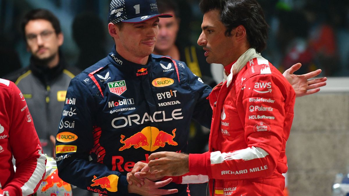 Max Verstappen le roba el preparador físico de Ferrari a Carlos Sainz... ¿O ha sido Red Bull?