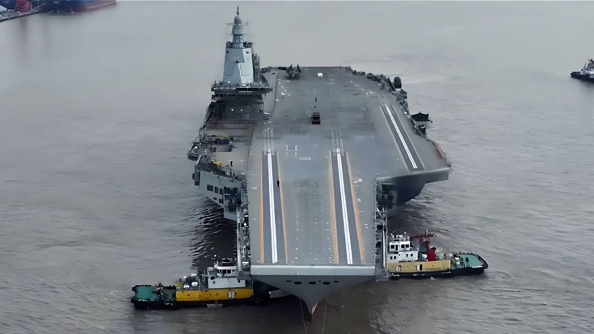 La primera fotografía del portaaviones chino del futuro que rivaliza con los de EEUU