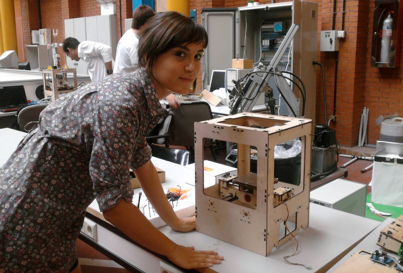 Una de las impresoras, clonada de Madre, sirve para imprimir piel humana