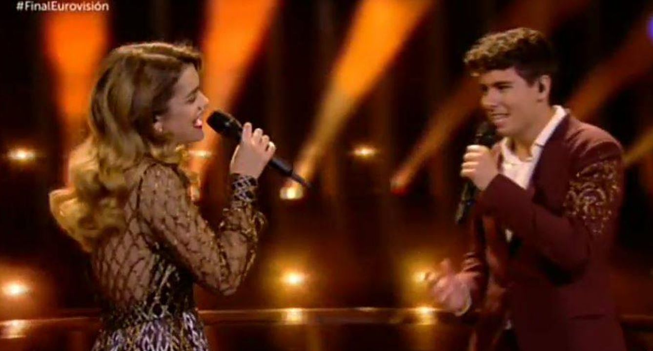 Amaia y Alfred en directo en la final de Eurovisión