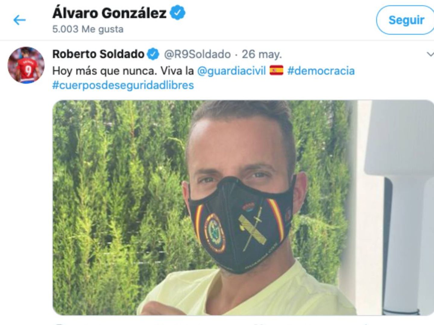 El 'me gusta' de Álvaro González a Roberto Solado