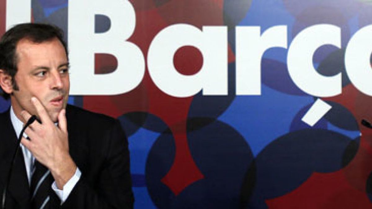 La campaña para presidir el Barça se calienta: guerra de dossiers y querellas entre los candidatos