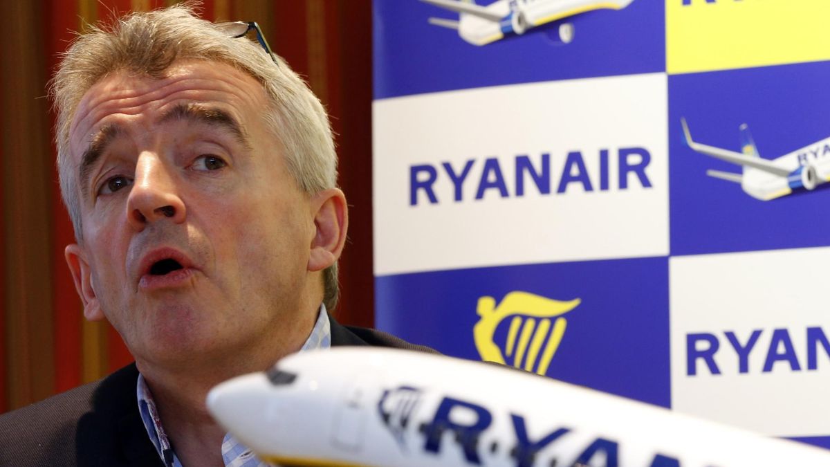 Ryanair capta 850 millones de euros en la primera emisión de bonos de su historia