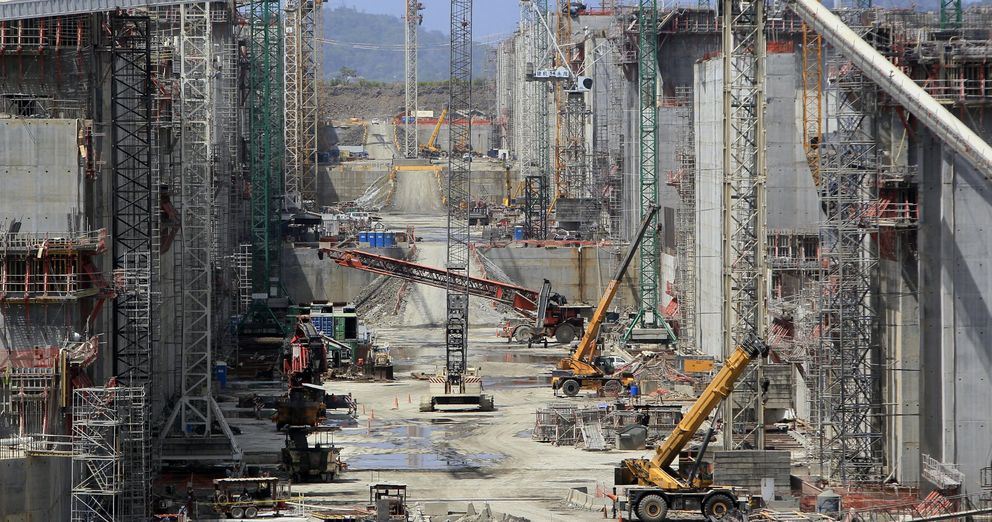 Vista panorámica de las obras del proyecto de ampliación del Canal de Panamá. (EFE)