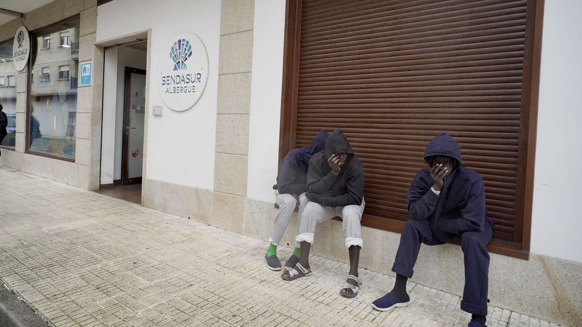 El ministerio dobla el brazo al alcalde socialista que se negó a acoger migrantes de Canarias