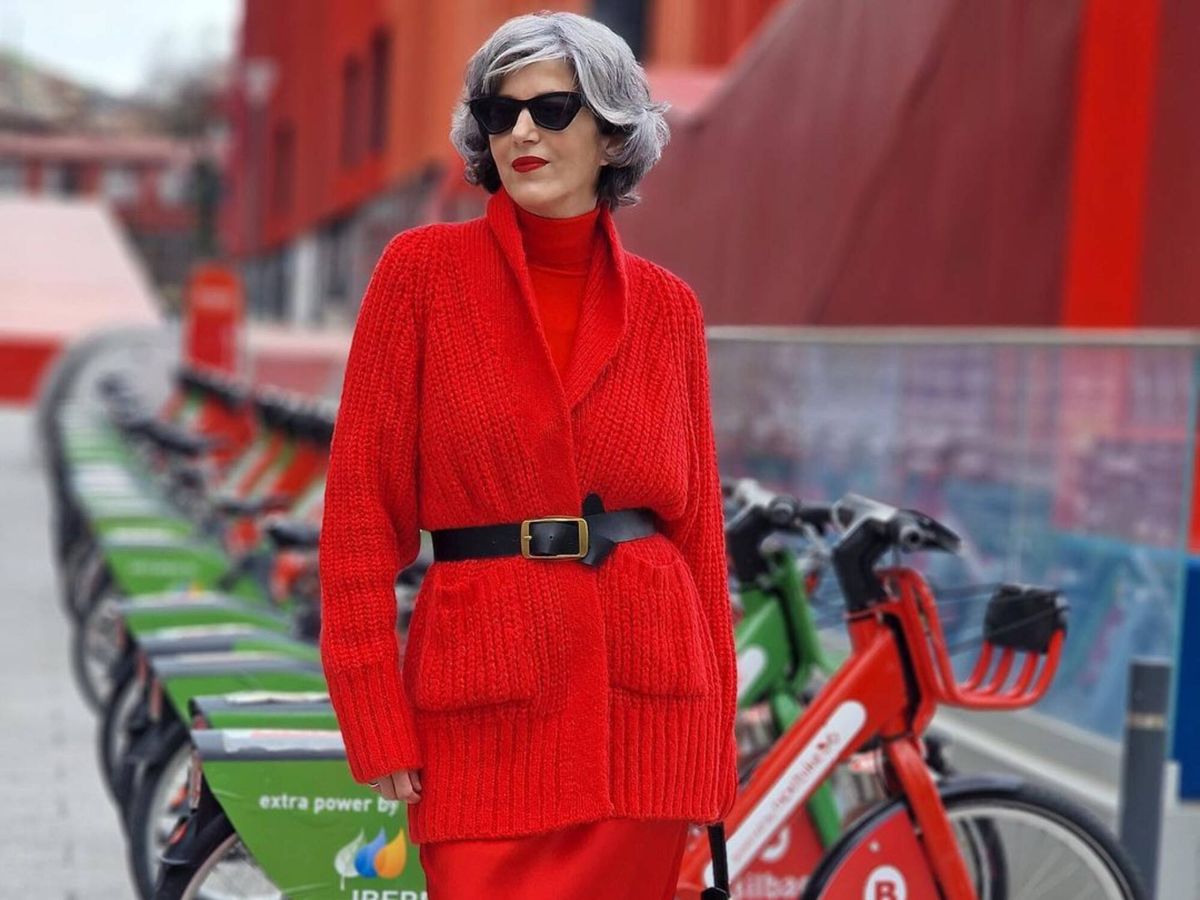 Foto: Las claves de Carmen Gimeno para vestir de rojo. (Instagram/@carmen_gimeno)