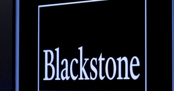 Foto: File photo -  the logo of blackstone group is displayed at the post where it is traded on the floor of the new york stock exchange