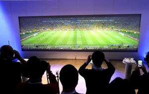 El fútbol 'revienta' Canal+ y aboca a un ajuste laboral draconiano en plena venta