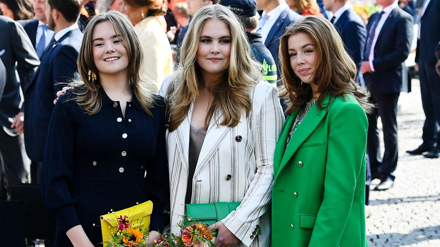 Ariane, Amalia y Alexia en la celebración del Día del Rey en Holanda. (Reuters/ Piroschka van de Wouw)