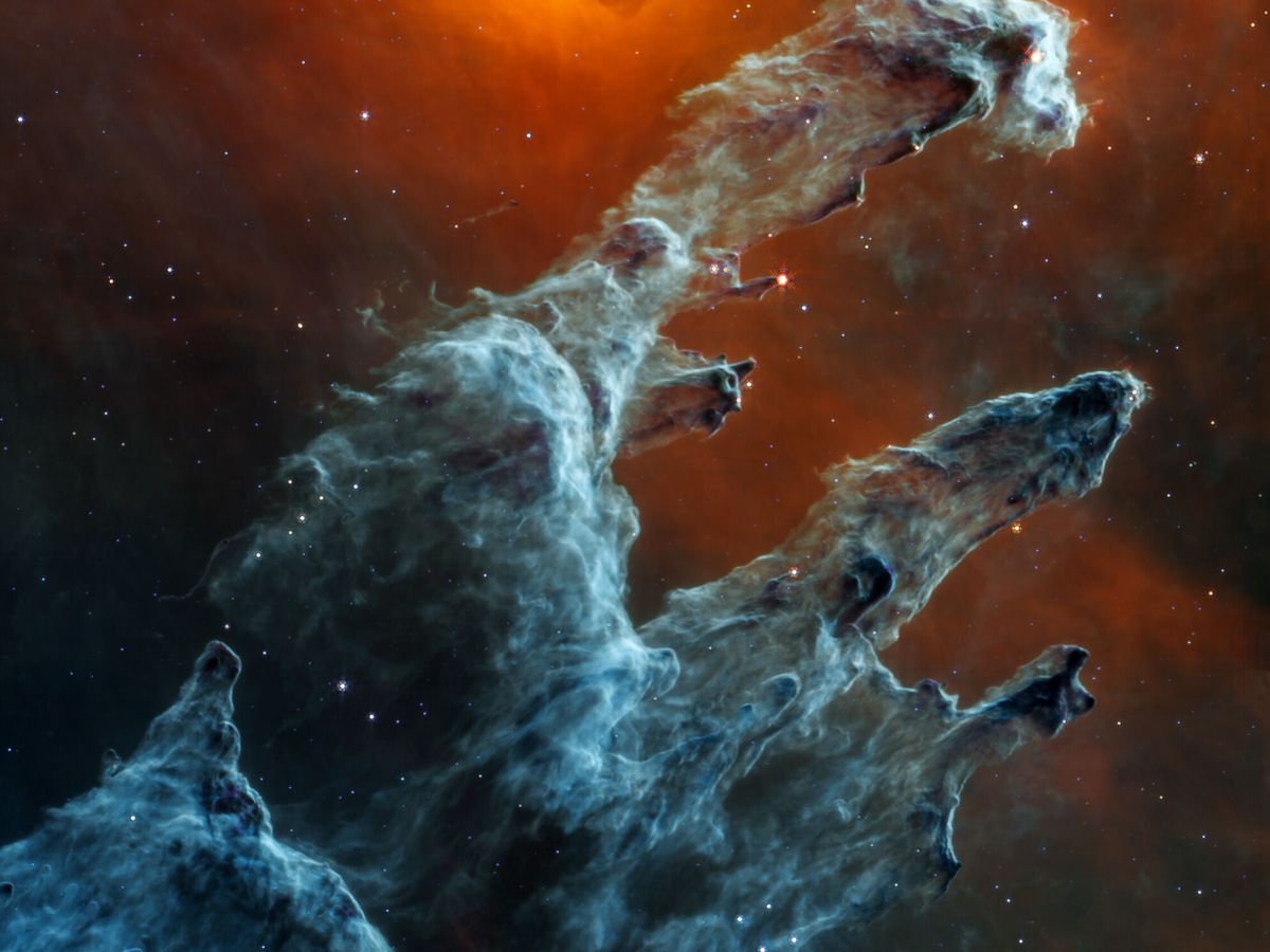 Foto: El Telescopio Espacial James Webb captó una instantánea de los Pilares de la Creación en octubre. (EFE/NASA)