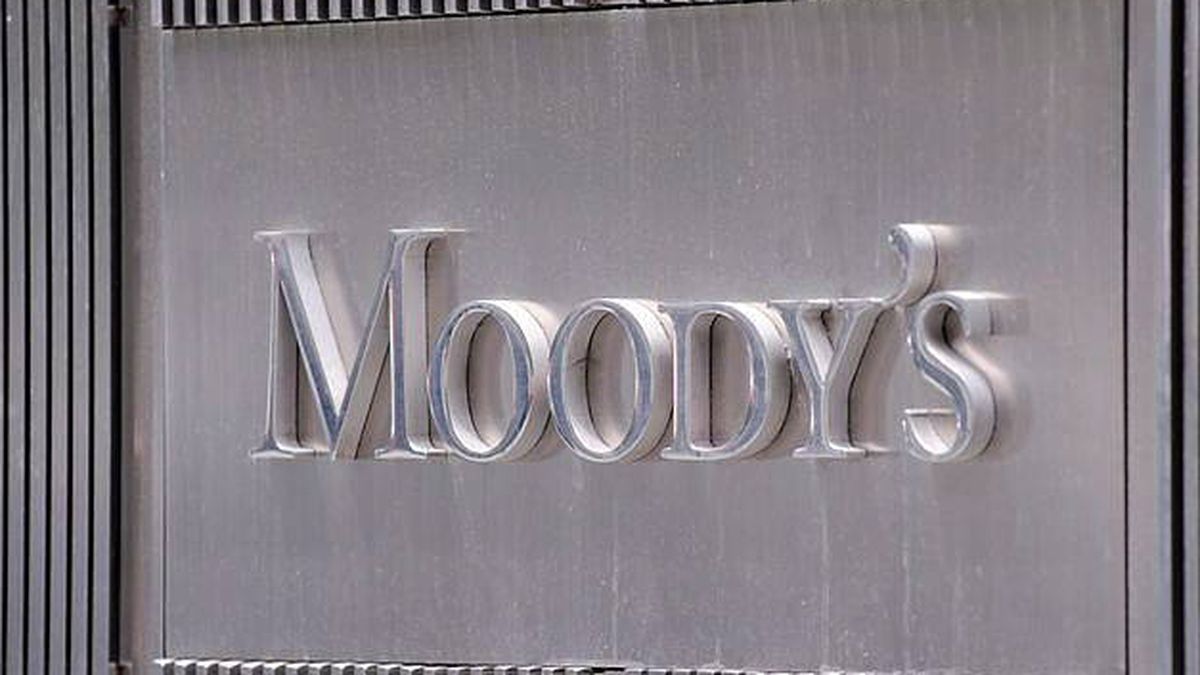 Con la subida de febrero basta por ahora... Moody's mantiene el 'rating' de España 