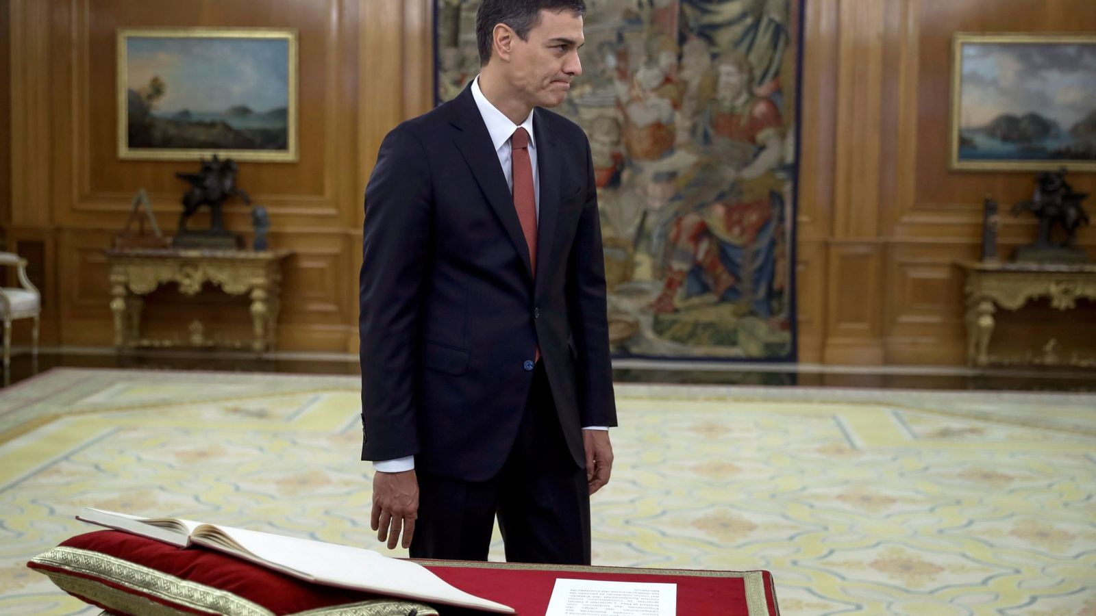 Foto: Pedro Sánchez, prometiendo su cargo ante el Rey el pasado sábado. (EFE)