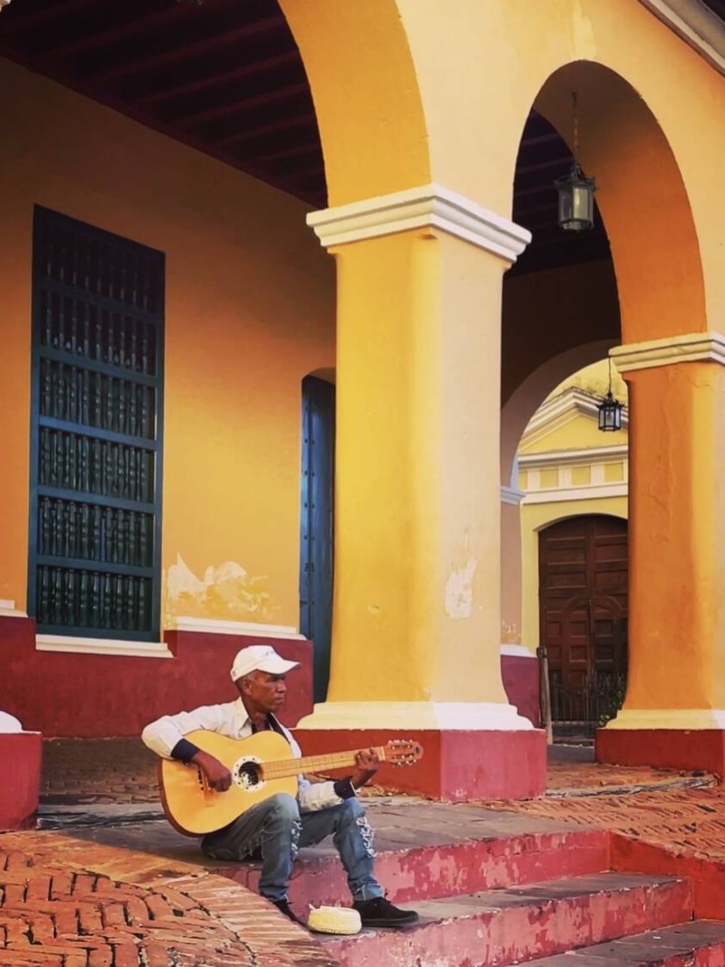 Son, salsa, mambo, guaracha... La música forma parte de Trinidad. (N. Ferreiro)