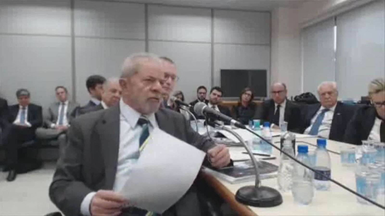Foto: Captura del video cedido por la Justicia Federal de Brasil, del expresidente Luiz Inácio Lula da Silva durante su declaración ante el juez federal Sergio Moro. (EFE)