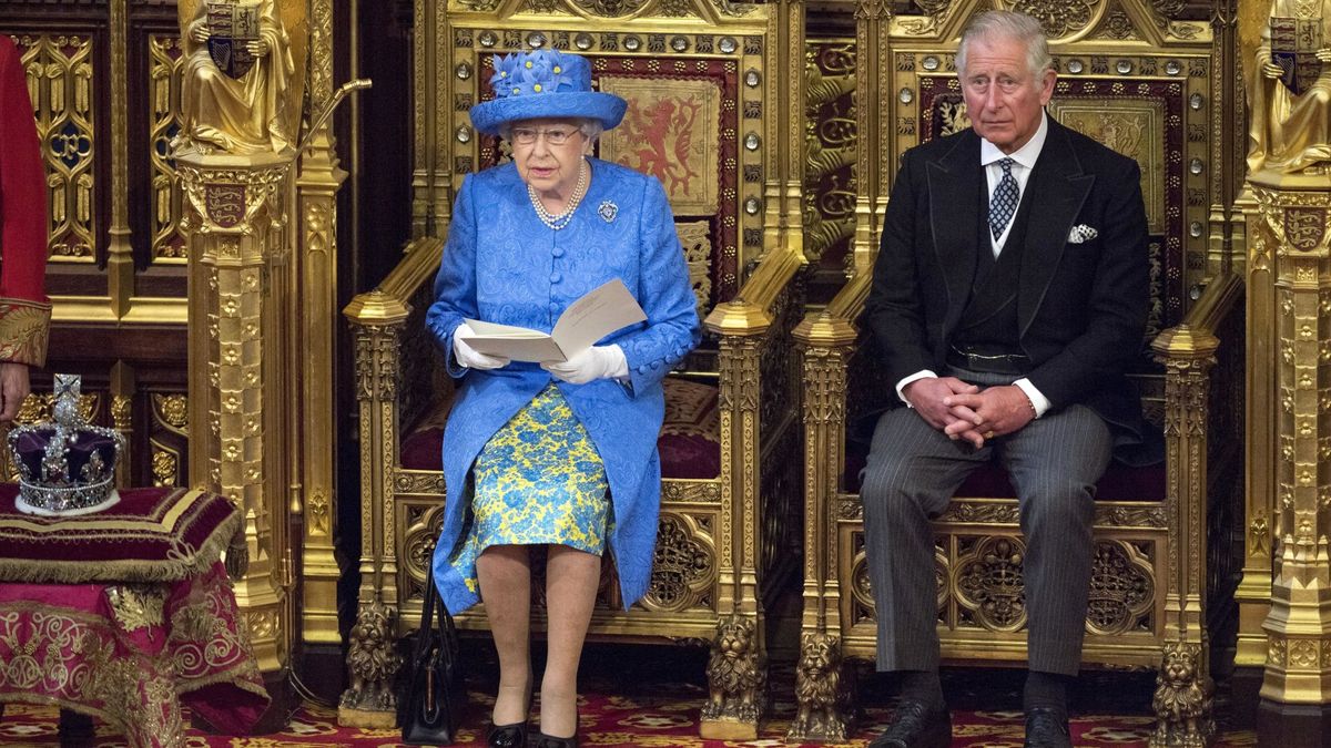 Carlos III vuelve a dejar su marca personal: la tradición de Isabel II que ha modificado