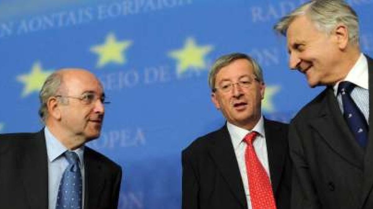 Juncker carga contra Alemania: "Rechazan el eurobono sin estudiarlo. Es antieuropeo"