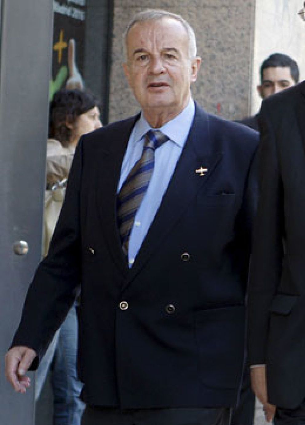 Foto: Fallece en Madrid el general Vicente Navarro, condenado por falsear identidades en el Yak-42