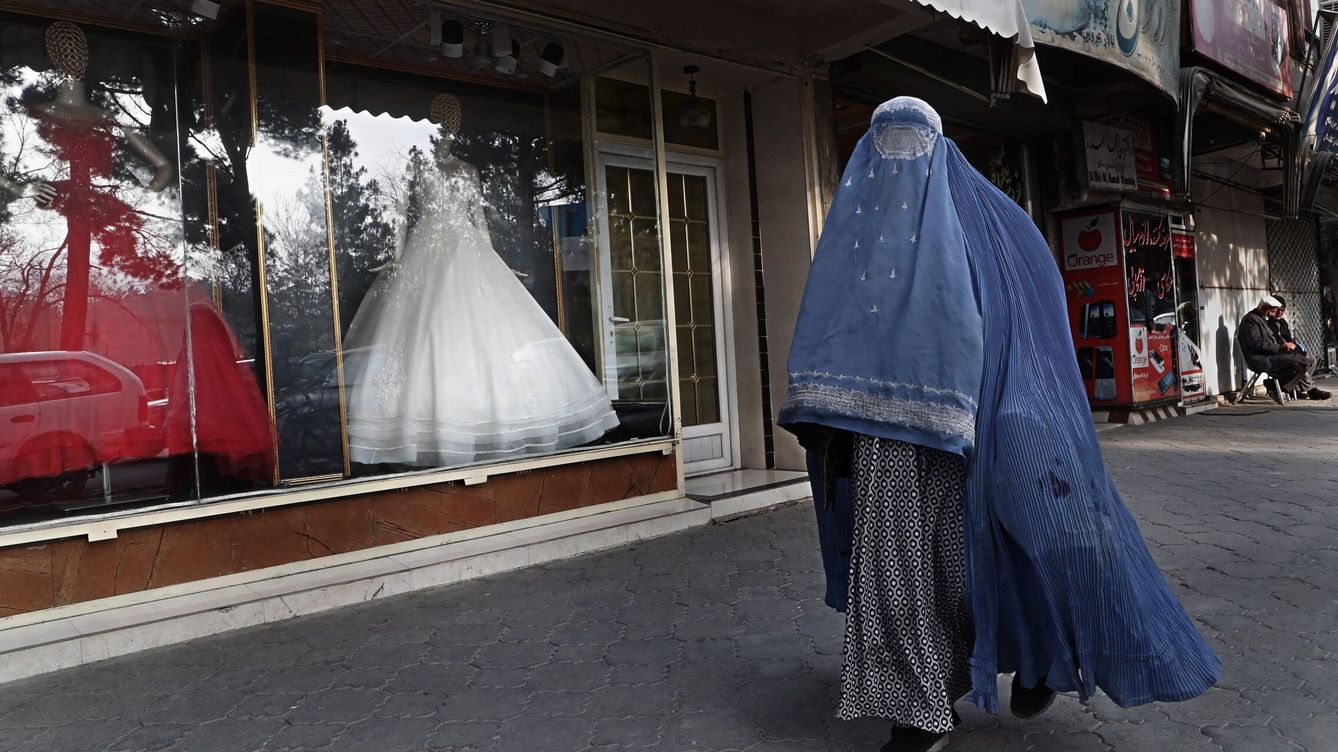 Los talibanes piden cortar la cabeza a los maniquíes por ser figuras antiislámicas